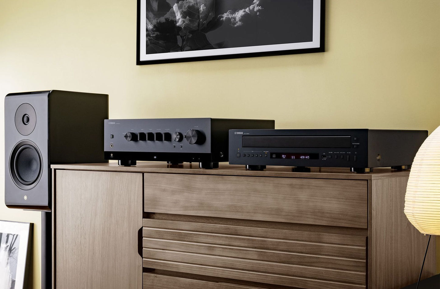 Yamaha CD-C603 5 Disk CD Changer and Player with USB Playback Black