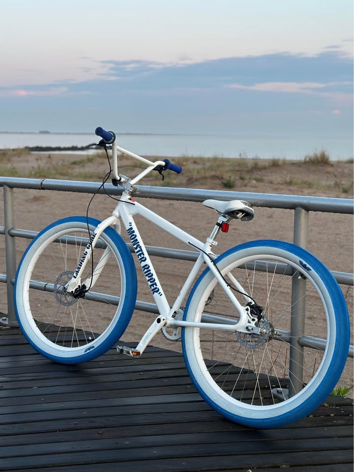 Custom white Monster Ripper 29-inch BMX