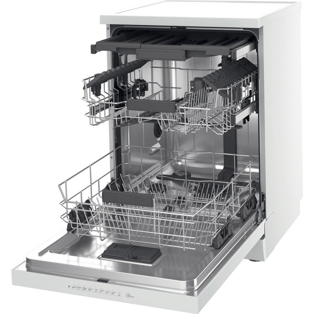 Hotpoint H7FHP43WUK Maxi Space Full Size Dishwasher with Third Rack 15 Place Settings White