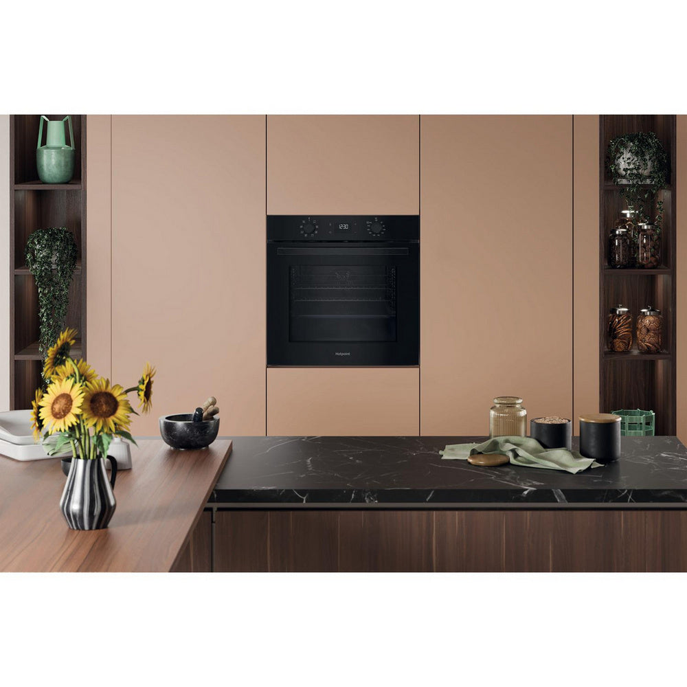 Hotpoint HO455HBUK Class 2 Built-In Single Multifunction Oven with Multiflow Black