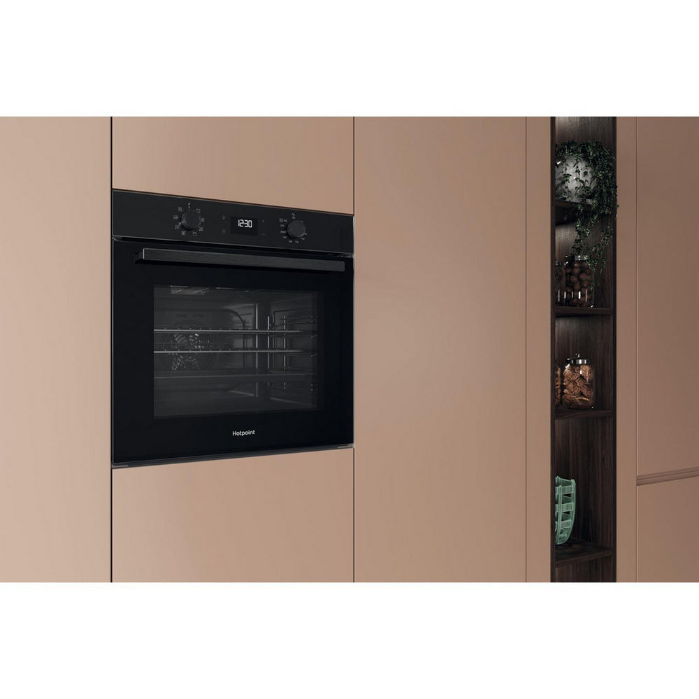 Hotpoint HO455HBUK Class 2 Built-In Single Multifunction Oven with Multiflow Black