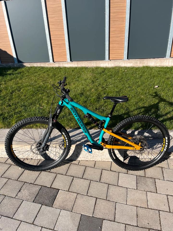 Rocky Mountain reaper Fully