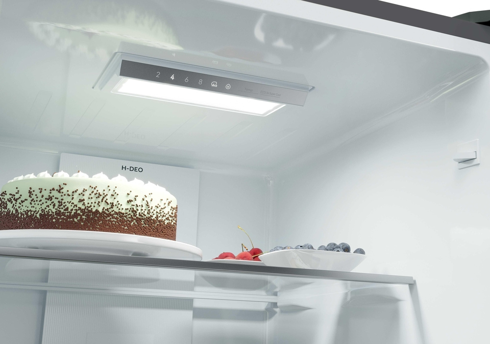 Haier HTR3518ENMTK 3D Series 3 60/40 Freestanding Frost Free Fridge Freezer Black