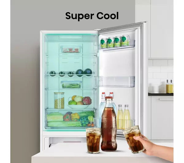 Hisense RB327N4BWE Fridge Freezer Frost Free Freestanding 50/50 182cm Tall 256L - White
