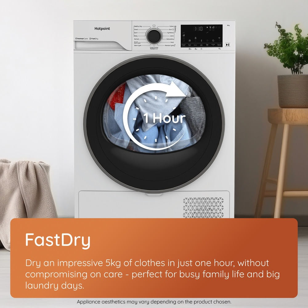 Hotpoint CHD94MWBSUK Freestanding 9kg Heat Pump Tumble Dryer with Fabric Care White