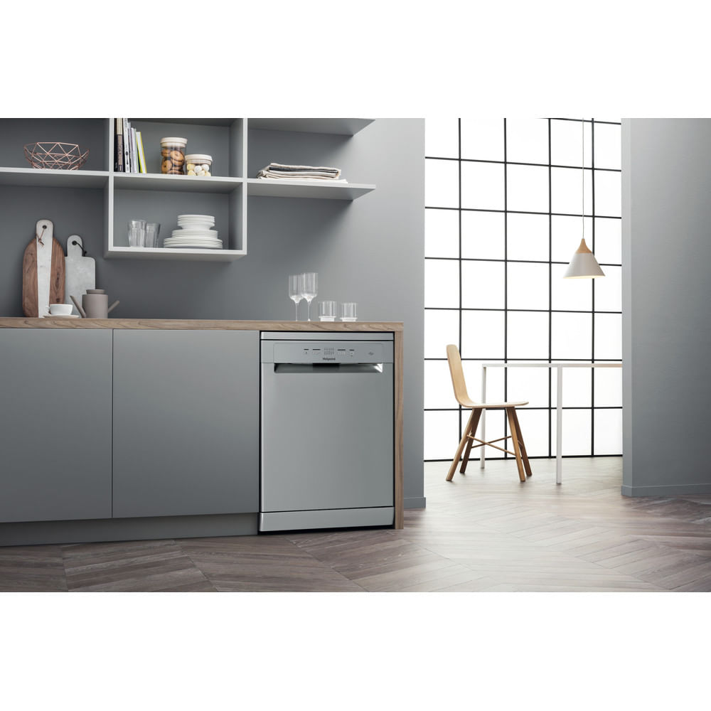 Hotpoint H2F HL626 X UK Freestanding Full Size Dishwasher 14 Place Settings with Rapid Wash Inox H2FHL626X