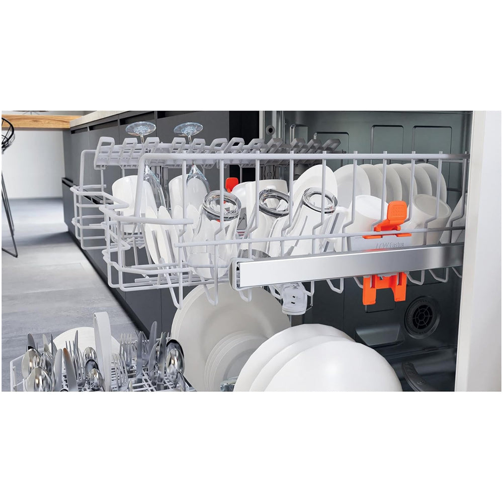 Hotpoint H2FHL626 Full Size Freestanding Dishwasher 14 Place Setting White