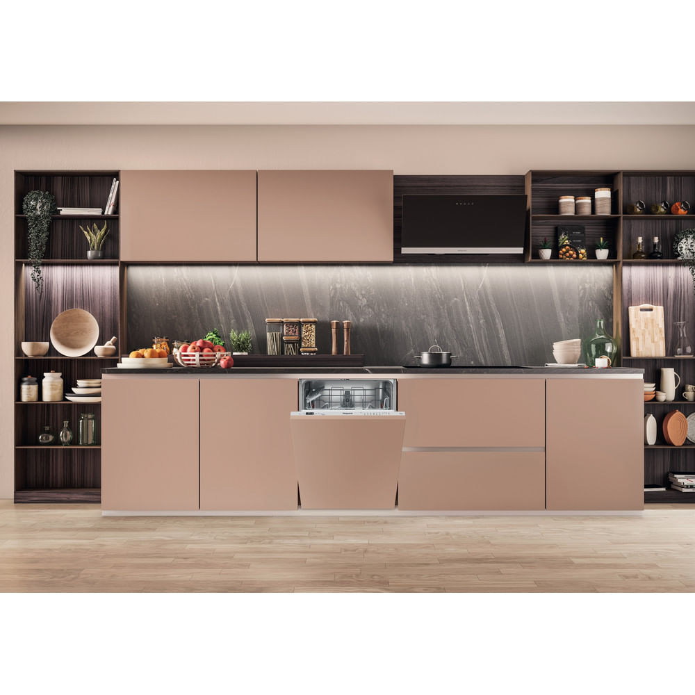 Hotpoint H2I HD526 UK Integrated Full Size Dishwasher 14 Place Settings with Rapid Wash Silver H2IHD526