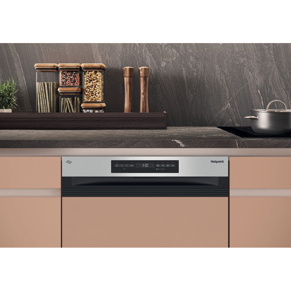 Hotpoint H5PC15M6UK MaxiSpace Integrated Full Size Dishwasher 15 Place Settings