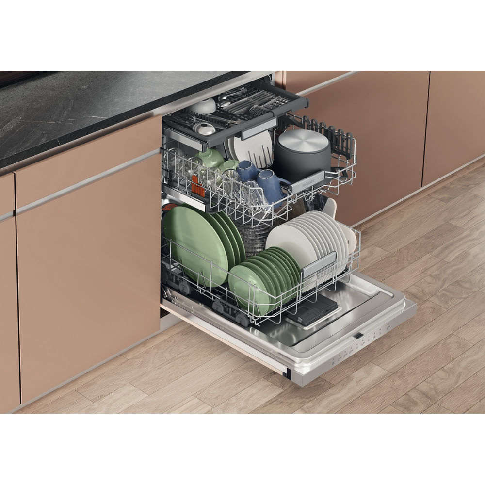 Hotpoint H5PC15M6UK MaxiSpace Integrated Full Size Dishwasher 15 Place Settings