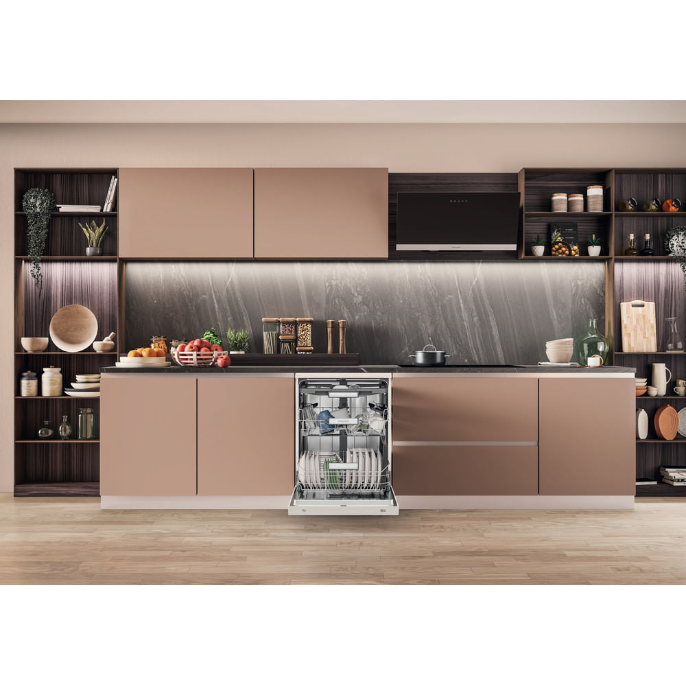 Hotpoint H7F HS41 UK Freestanding Full Size Dishwasher 15 Place Settings with Maxi Space White H7FHS41
