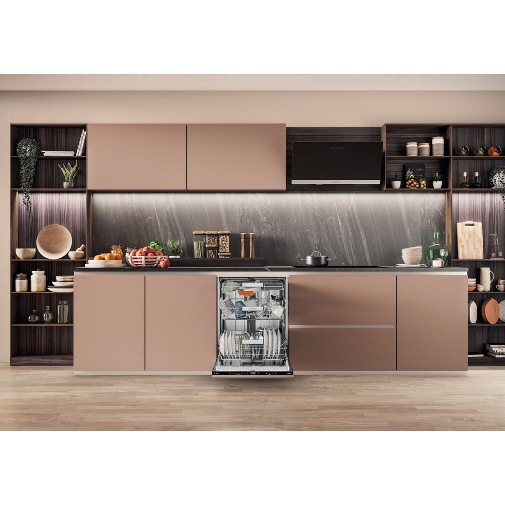 Hotpoint H8IA115M4TUSUK Hydroforce Integrated Full Size Dishwasher with Maxi Space Tub 15 Place Settings