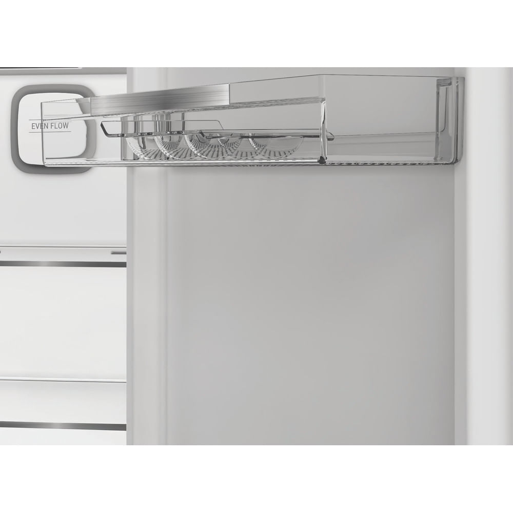 Hotpoint HPK 26403W XP5UK Freestanding Dual No Frost 70/30 Fridge Freezer with Even Flow Brushed Steel HPK26403WXP5UK