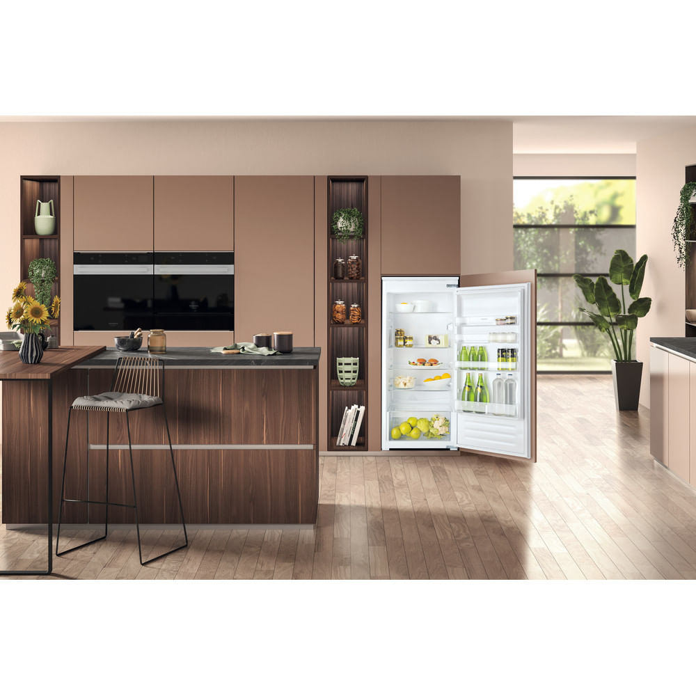 Hotpoint HS 12 A1 D.UK 2 Integrated Low Frost Tall Fridge White HS12A1DUK2