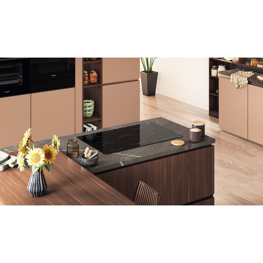Hotpoint HTX8017DCF2 80cm 5 Zone HeatControl Induction Hob with CleanProtect