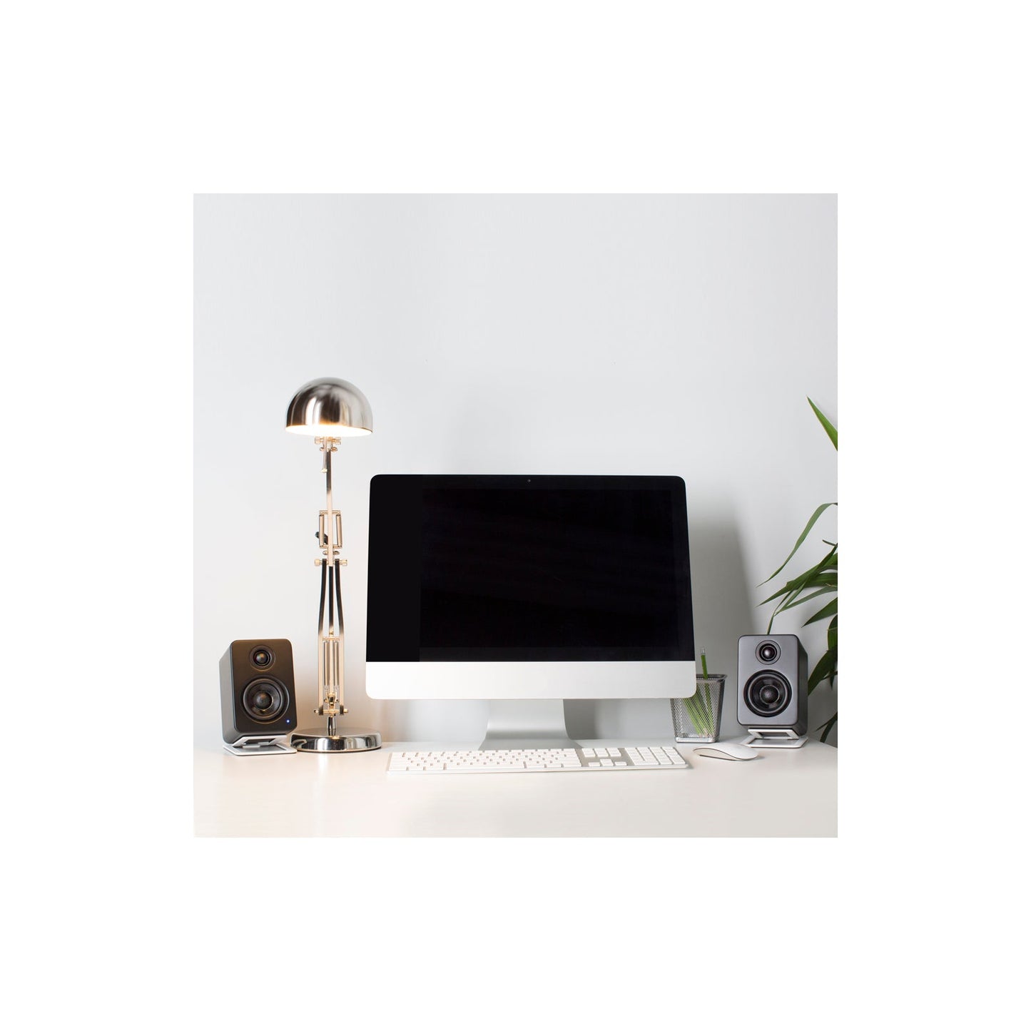 Kanto YU2 Powered Desktop Speakers Matte Black