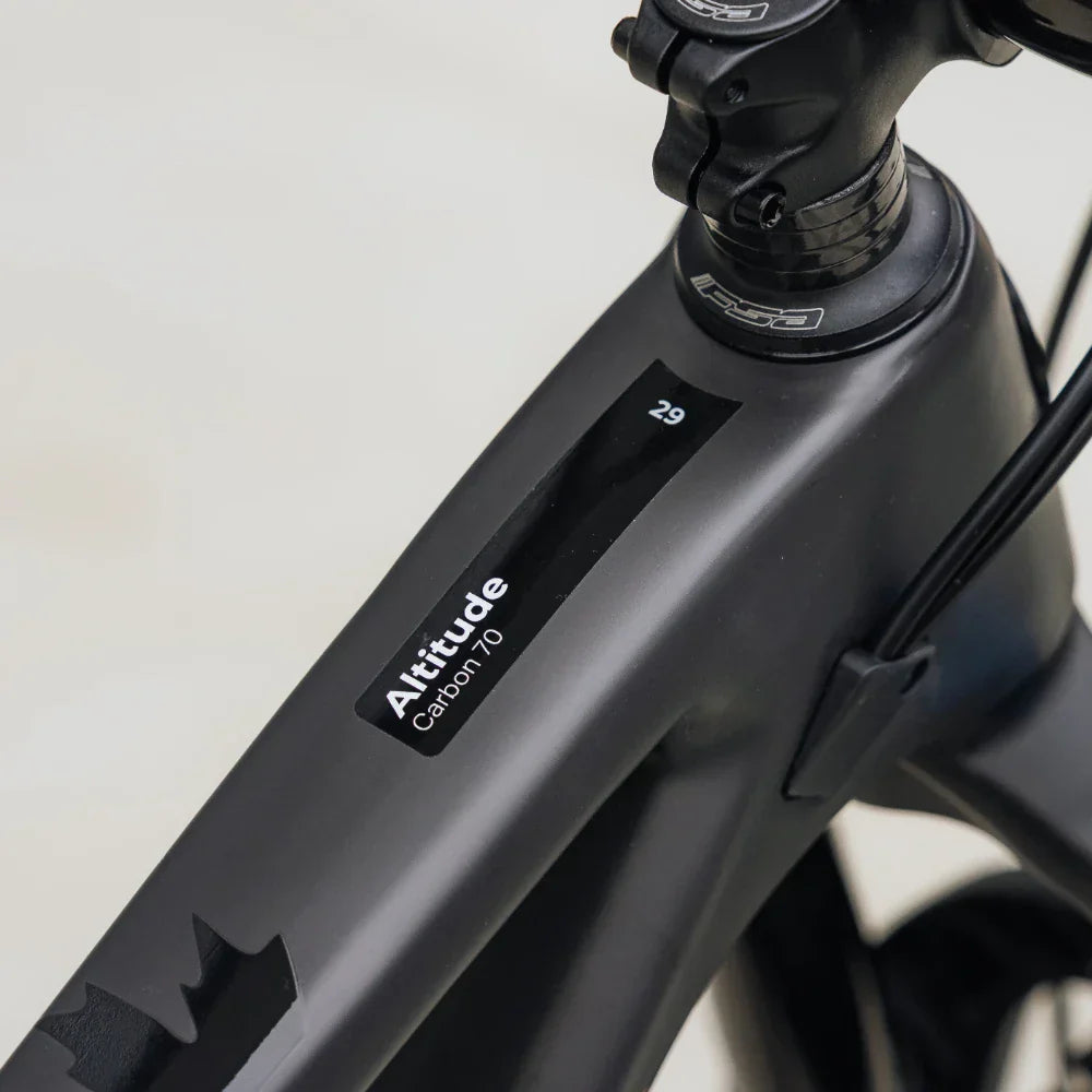 New Rocky Mountain Altitude C70 Carbon (2023)